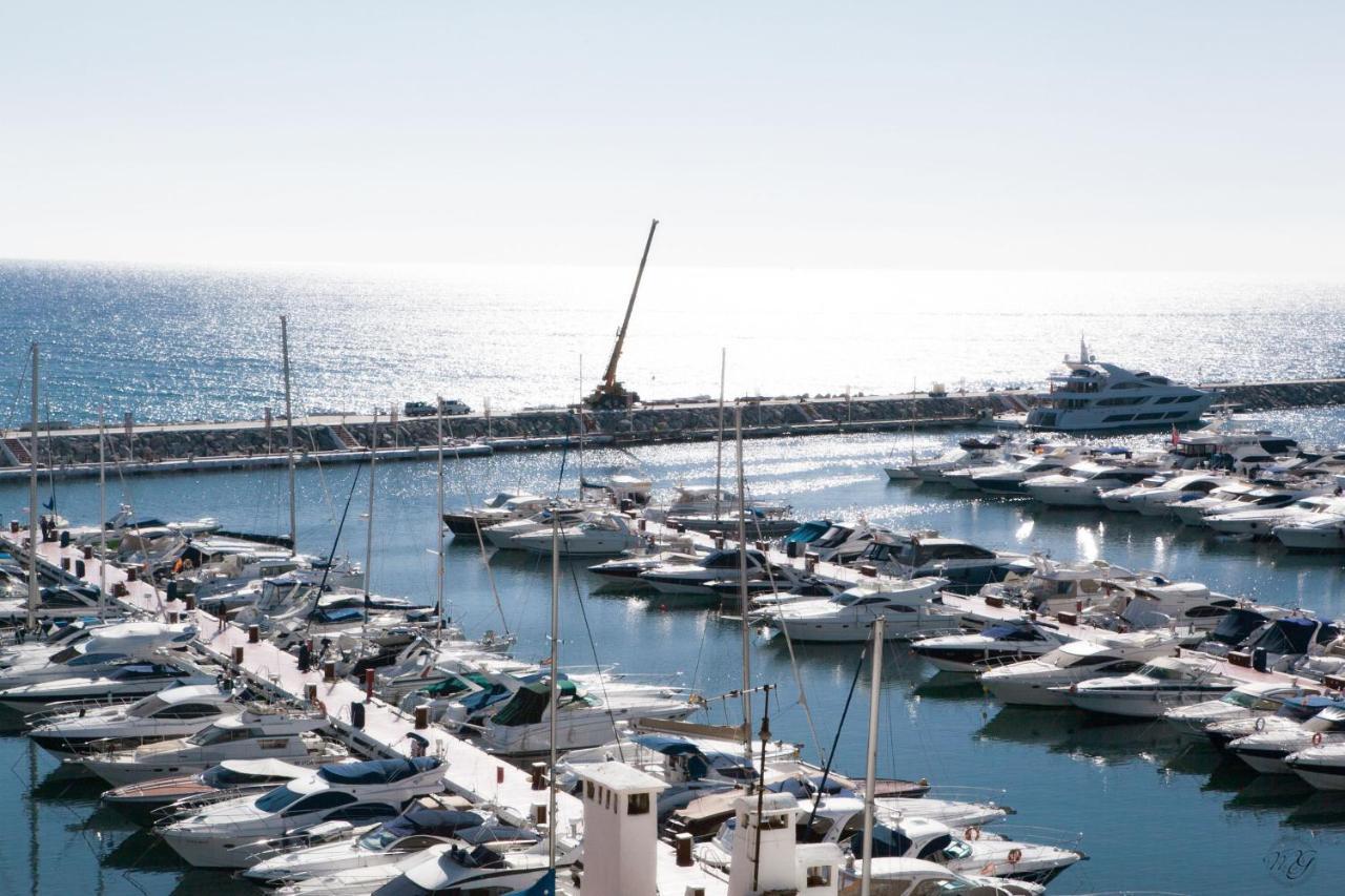 Luxury Puerto Banus Penthouse With Parking & Wi-Fi Apartment Marbella Exterior photo