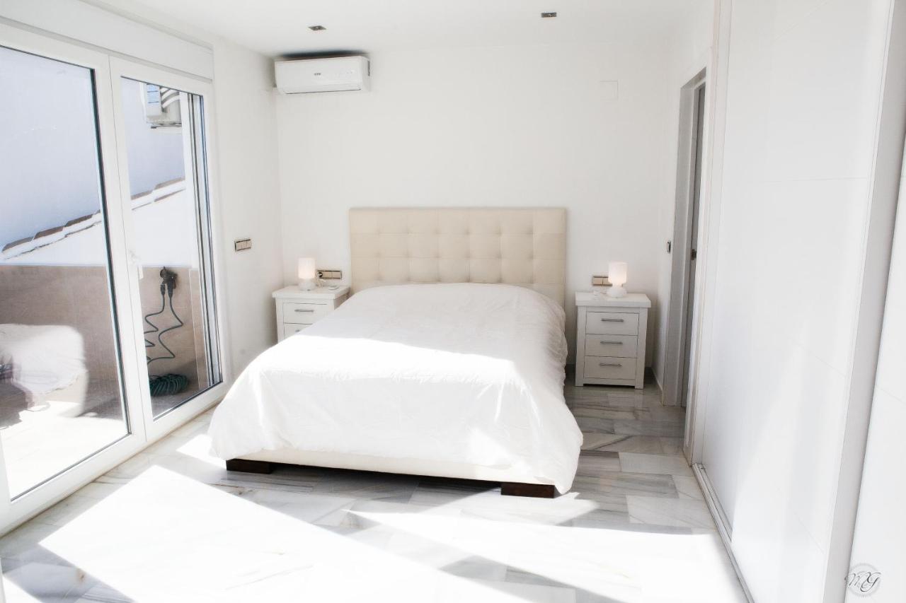 Luxury Puerto Banus Penthouse With Parking & Wi-Fi Apartment Marbella Exterior photo