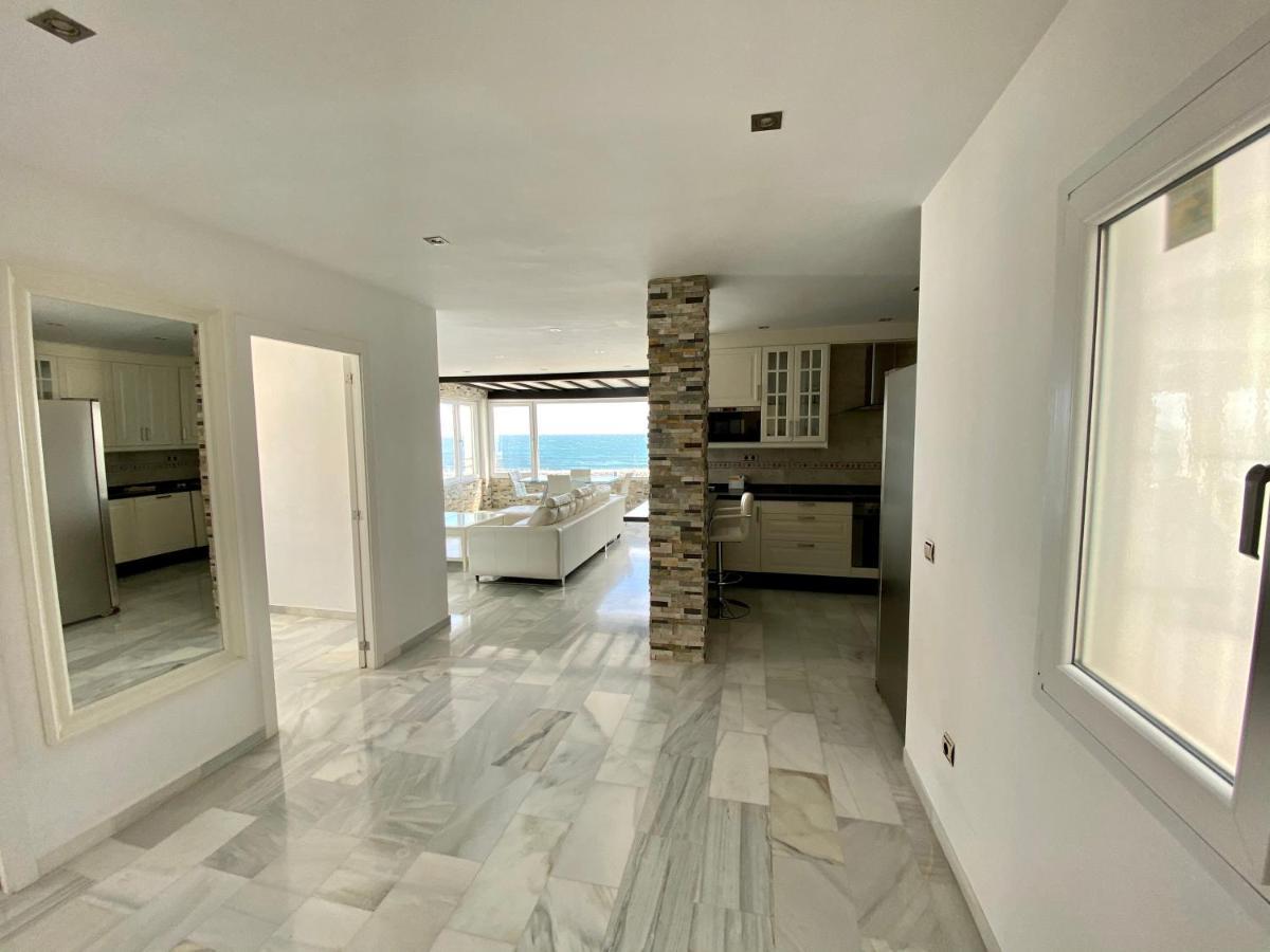 Luxury Puerto Banus Penthouse With Parking & Wi-Fi Apartment Marbella Exterior photo