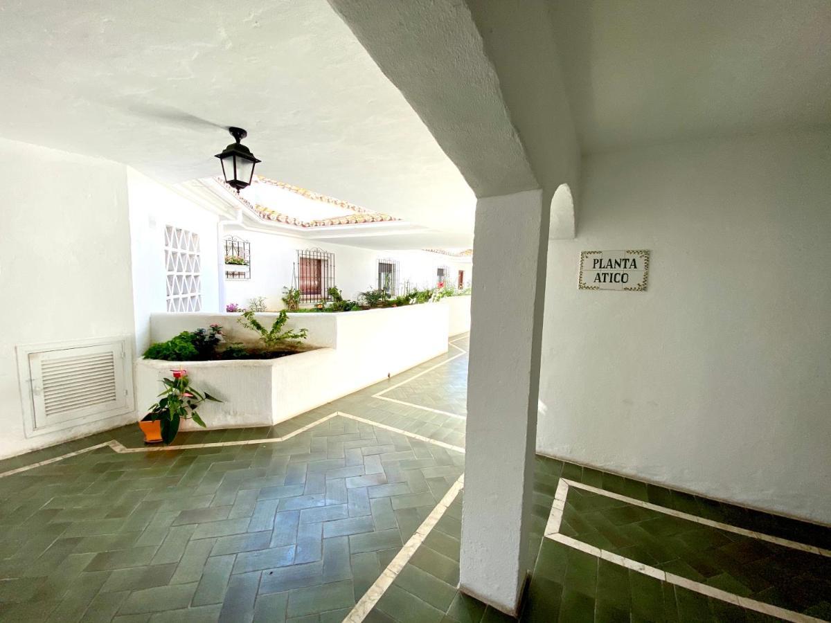 Luxury Puerto Banus Penthouse With Parking & Wi-Fi Apartment Marbella Exterior photo