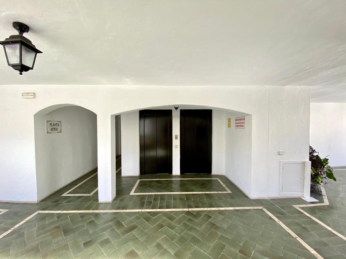Luxury Puerto Banus Penthouse With Parking & Wi-Fi Apartment Marbella Exterior photo