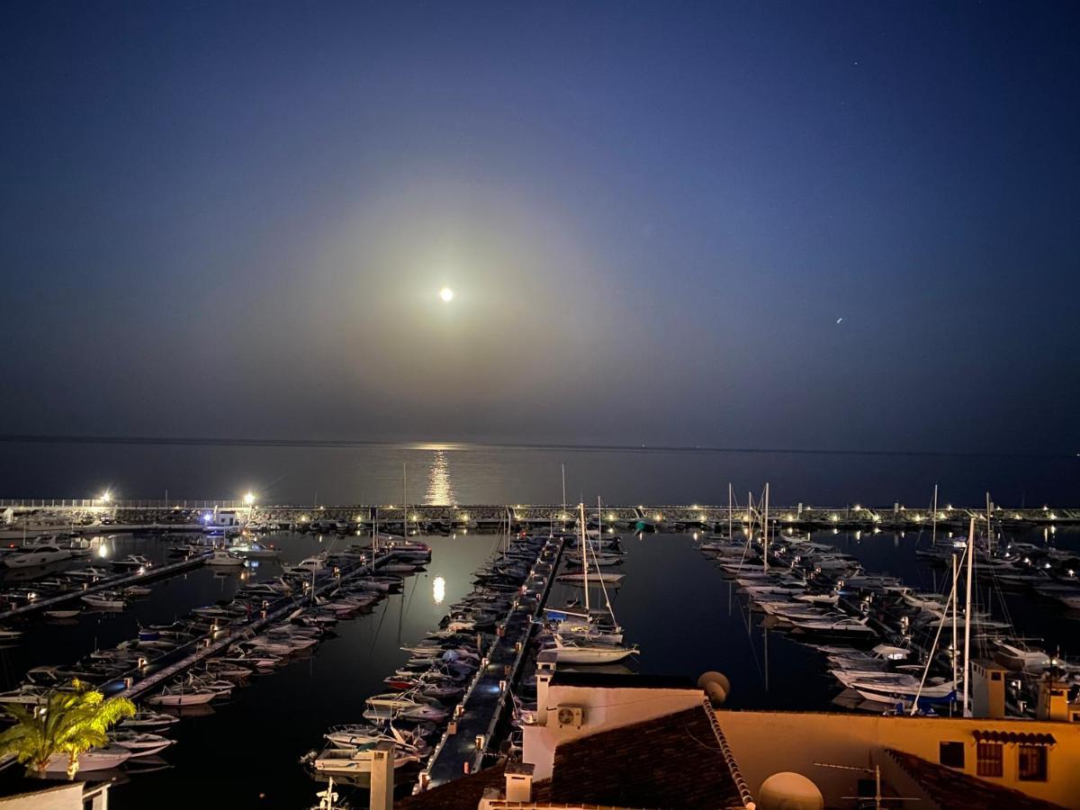 Luxury Puerto Banus Penthouse With Parking & Wi-Fi Apartment Marbella Exterior photo
