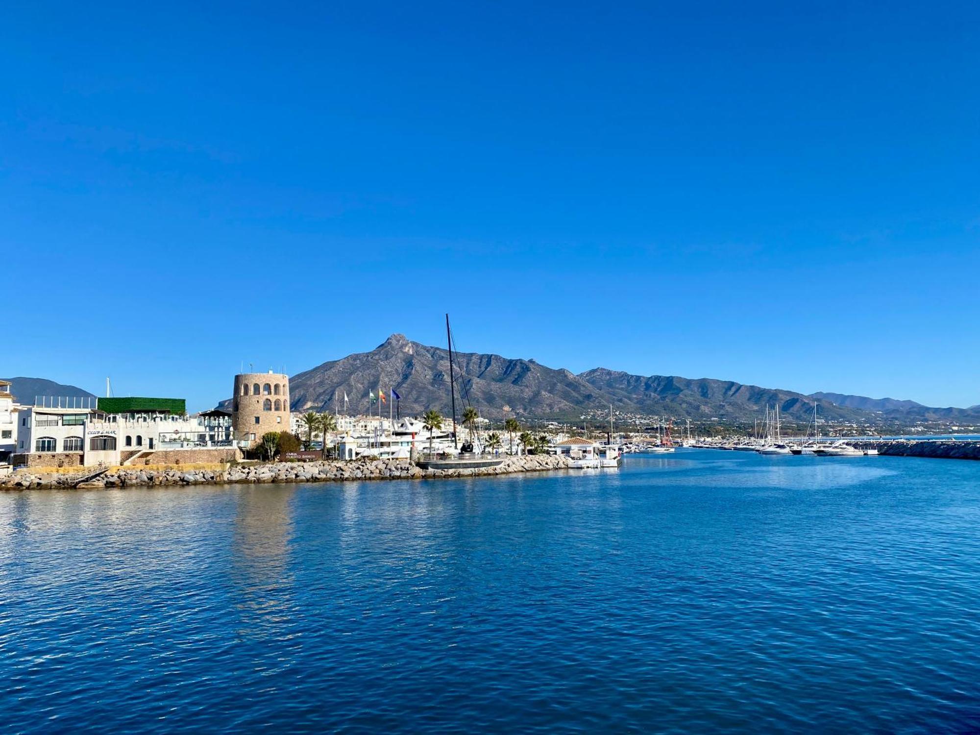 Luxury Puerto Banus Penthouse With Parking & Wi-Fi Apartment Marbella Exterior photo