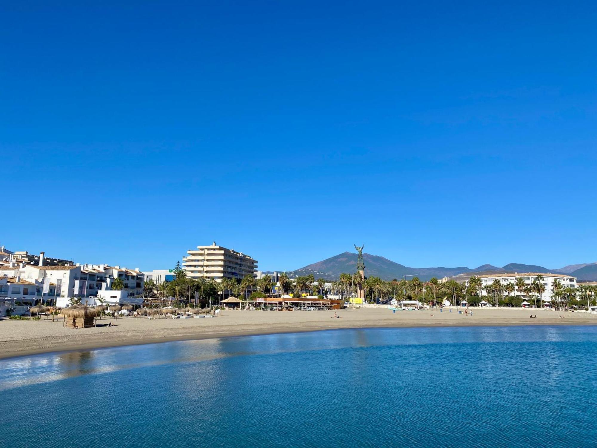 Luxury Puerto Banus Penthouse With Parking & Wi-Fi Apartment Marbella Exterior photo