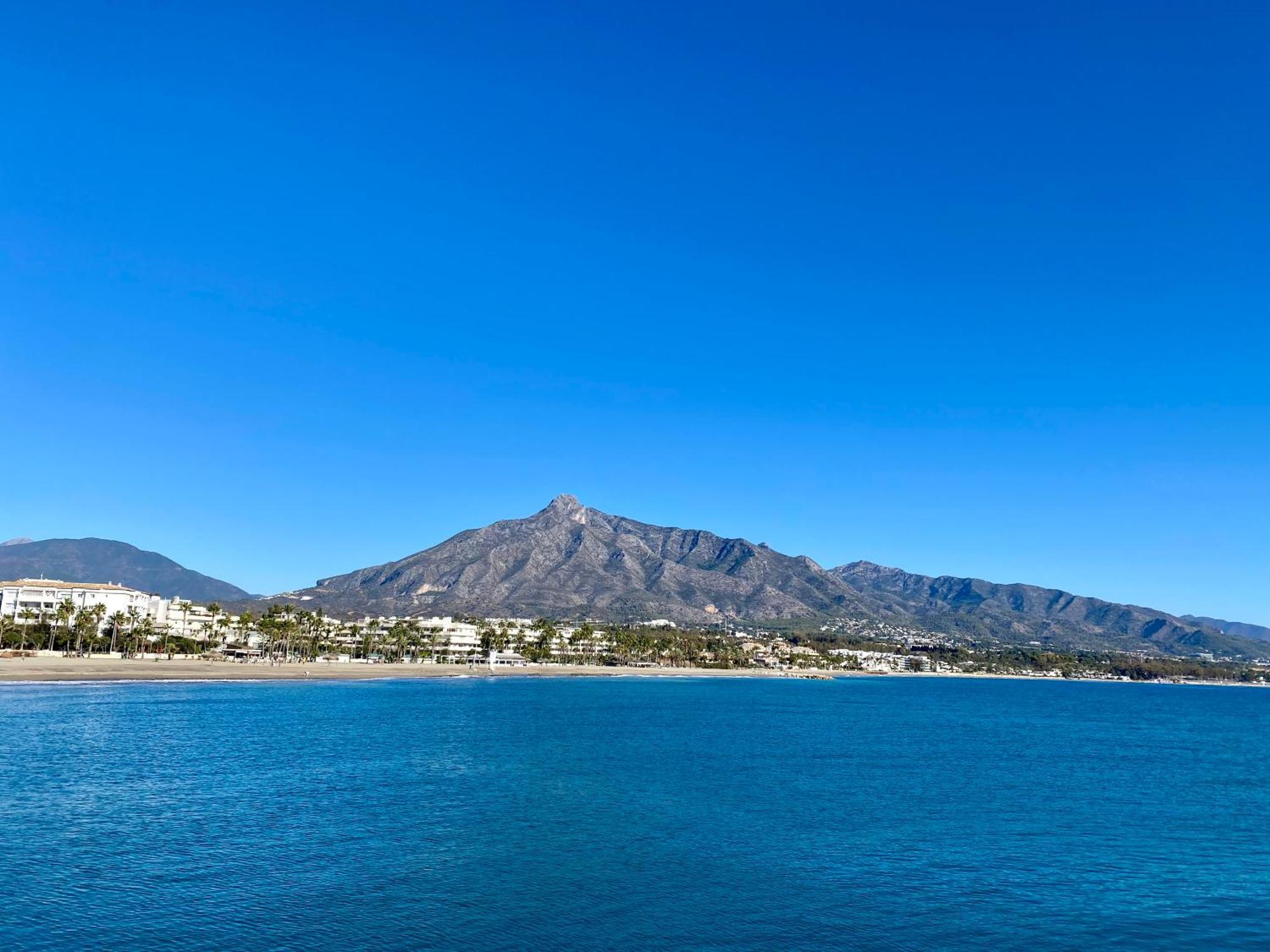 Luxury Puerto Banus Penthouse With Parking & Wi-Fi Apartment Marbella Exterior photo